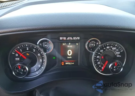 2020 Ram 1500 Big Horn/Lone Star из США, поврежденный, VIN 1C6SRFBT9LN269038